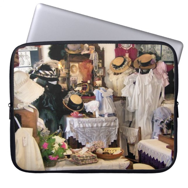 英ビクトリアン国 ラップトップスリーブ (正面)