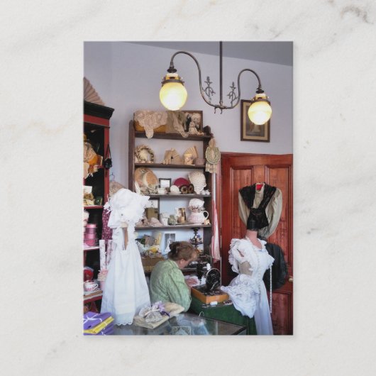 英ビクトリアン国 名刺 (正面)