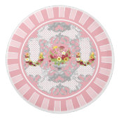 英国のコテージピンクの花柄の壷 セラミックノブ (正面)