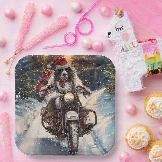 英国のセッタードッグにオートバイクリスマスに乗る ペーパープレート (パーティー)