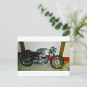 英国のトリトンバイク。 ポストカード (スタンド正面)