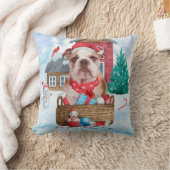 英国のブルドッグで雪のクリスマスドッグハウス クッション (ブランケット)
