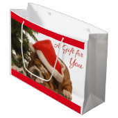 英国のブルドッグの居眠りの大きいクリスマスのギフトバッグ ラージペーパーバッグ (正面アングル)