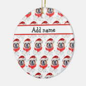 英国のブルドッグ犬がクリスマスを育てる セラミックオーナメント (左)