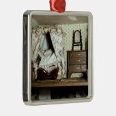 英国の人形の家 メタルオーナメント (右)