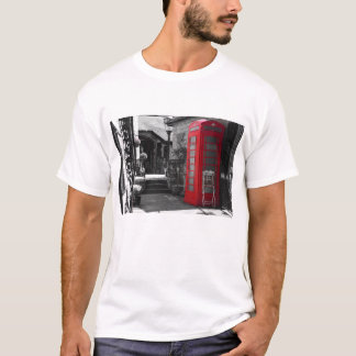 英国の公衆電話ボックス Tシャツ