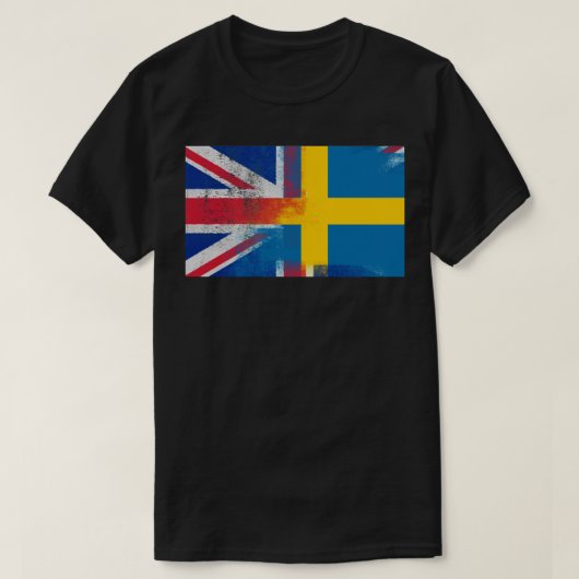 英国スウェーデン半スウェーデン半英国国旗エッセンシャル Tシャツ (デザイン正面)