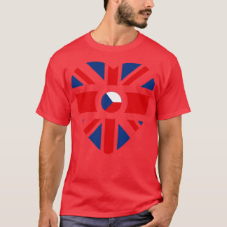 英国チェコ多国籍愛国国旗のハート Tシャツ