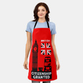 英国市民権ギフト エプロン (着用した状態)