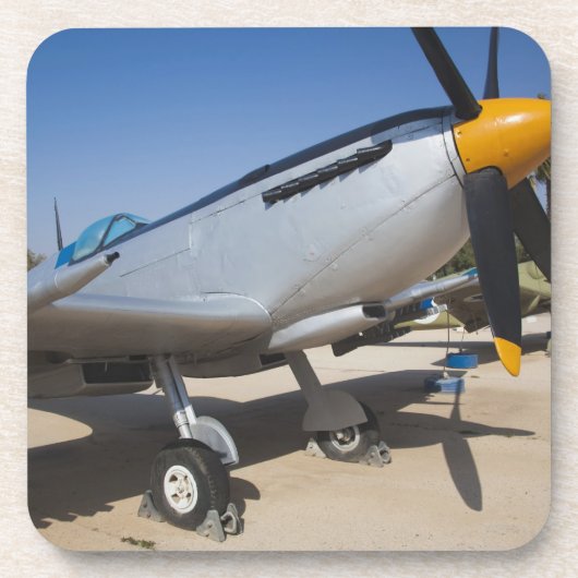 英国製のスピットファイア戦闘機 コースター (正面)