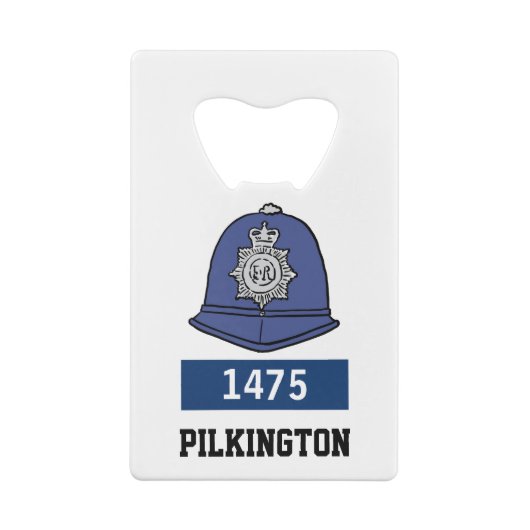 英国警察の巡査ヘルメット – 番号と名前の追加 クレジットカード栓抜き (裏面)