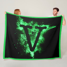 英字V緑の大文字 フリースブランケット