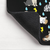 英語の面白いイディオム「猫と犬が降る」パピーTシャツ マウスパッド (コーナー)