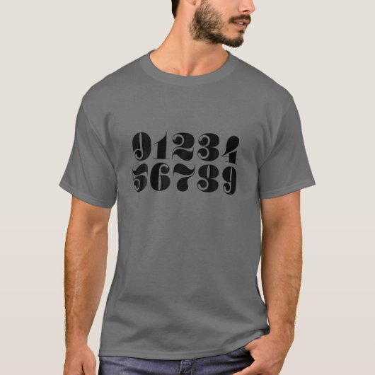 英語楽しむ番号ノベルティグラフィックティー Tシャツ (正面)