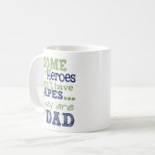 英雄のパパのマグ コーヒーマグカップ (正面左)