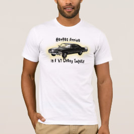 英雄は「67 Chevyのインパラで着きます Tシャツ