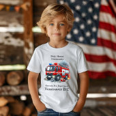 英雄的な消防士が街の炎を攻撃する Tシャツ