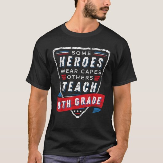 英雄衣服キャプス教え他8級テアック Tシャツ (正面)