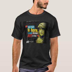 英雄Volodymyr Zelensky I Need Ammuniti0n Not a Ri Tシャツ
