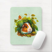 茂みの中に隠れたかわいいモルモット マウスパッド (マウス)