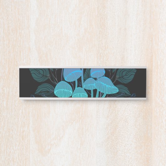 茂みの中のトアドストール サインプレート (正面)