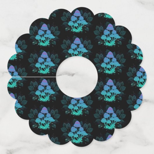 茂みの中のトアドストール ワイングラスタグ (正面)