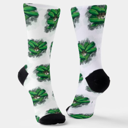 茂みの中の猫 ソックス (傾斜あり)