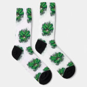 茂みの中の猫 ソックス (右)