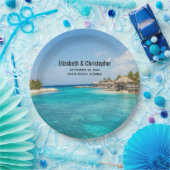 茅葺き小屋のある風光明媚な熱帯結婚ビーチ ペーパープレート (パーティー)