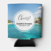 茅葺き小屋のある風光明媚な熱帯結婚ビーチ 缶クーラー (正面)