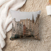 茶コンクリート建物の横に駐車  クッション (ブランケット)