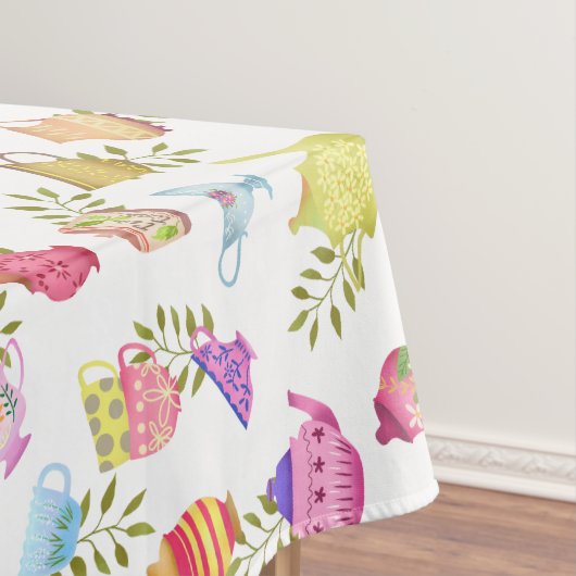 茶ポットとカップ白 テーブルクロス (インサイチュ)