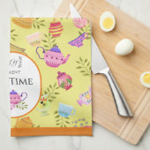 茶ポットとカップ黄色 キッチンタオル (四つ折り)