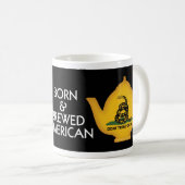茶ポット: 黒の生まれる及び醸造されたアメリカ人 コーヒーマグカップ (正面右)