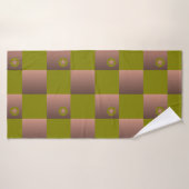 茶市松模様にとオリーブ色の緑の模様 バスタオル (バスタオル)
