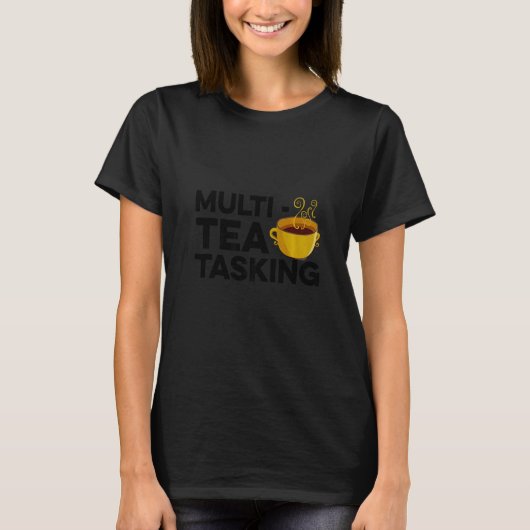 茶数々の摘み茶ドリンカーグリーン茶カップO Tシャツ (正面)