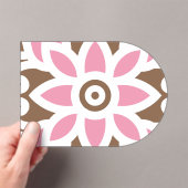 茶色い背景のピンク色の花 アクリル招待状 (インサイチュ (ポータブル))