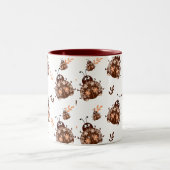 茶色とベージュのテングタケと花柄 ツートーンマグカップ (中央)