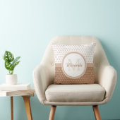 茶色とモダン白の水玉模様モノグラム クッション (椅子)