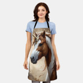 茶色と白のファンタジー・ユニコーンの囁き エプロン (着用した状態)
