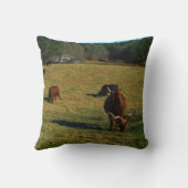 茶色と白のロングホーン牛 クッション (裏面)