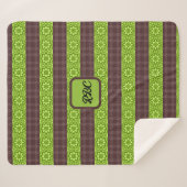 茶色と緑のタータンチェックの花 シェルパブランケット (正面(横))