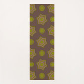 茶色と緑の星と円 ヨガマット (正面)