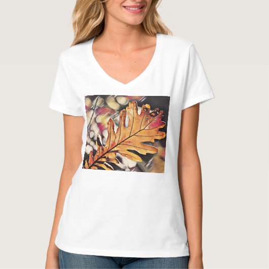 茶色と赤の秋のオーク絵画の葉 Tシャツ (正面)