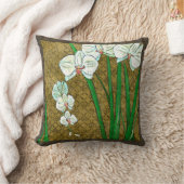 茶色に白い花と緑の縁ど茎 クッション (ブランケット)