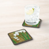 茶色に白い花と緑の縁ど茎 コースター (右側)