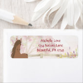 茶色のかわいらし馬と花の住所 ラベル (インサイチュ)