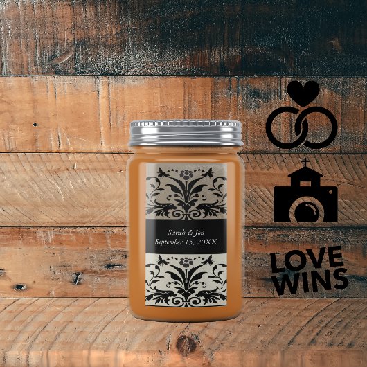 茶色ののまわりにダマスク日付の保存 ラベル