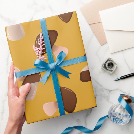 茶色のキノコ ラッピングペーパー