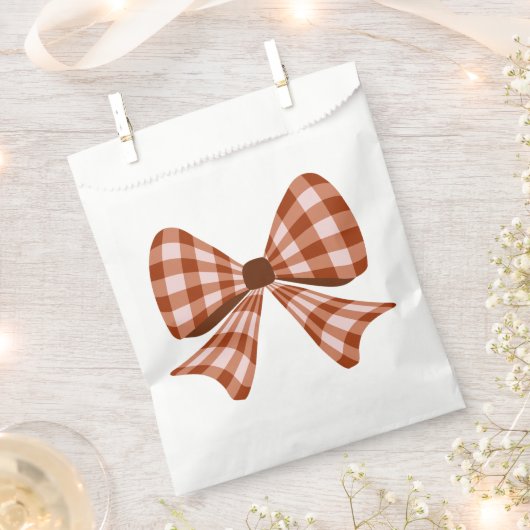 茶色のギンガム弓パターン フェイバーバッグ (クリップ留めされた状態)